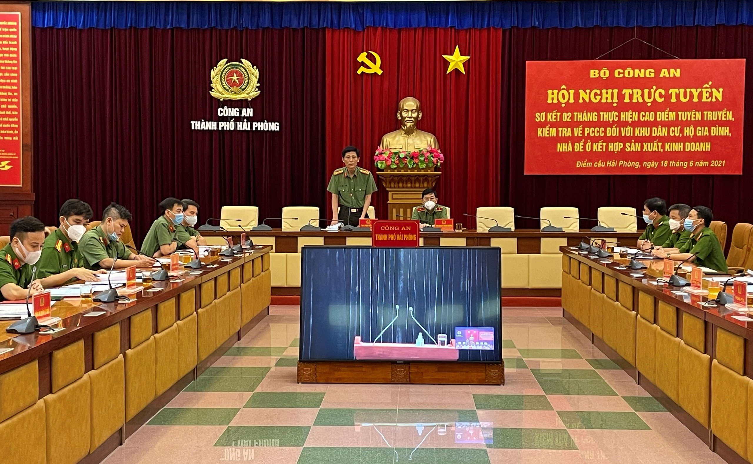 Tiếp tục tuyên truyền, kiểm tra an toàn PCCC đối với khu dân cư, hộ gia đình, nhà ở kết hợp sản xuất, kinh doanh